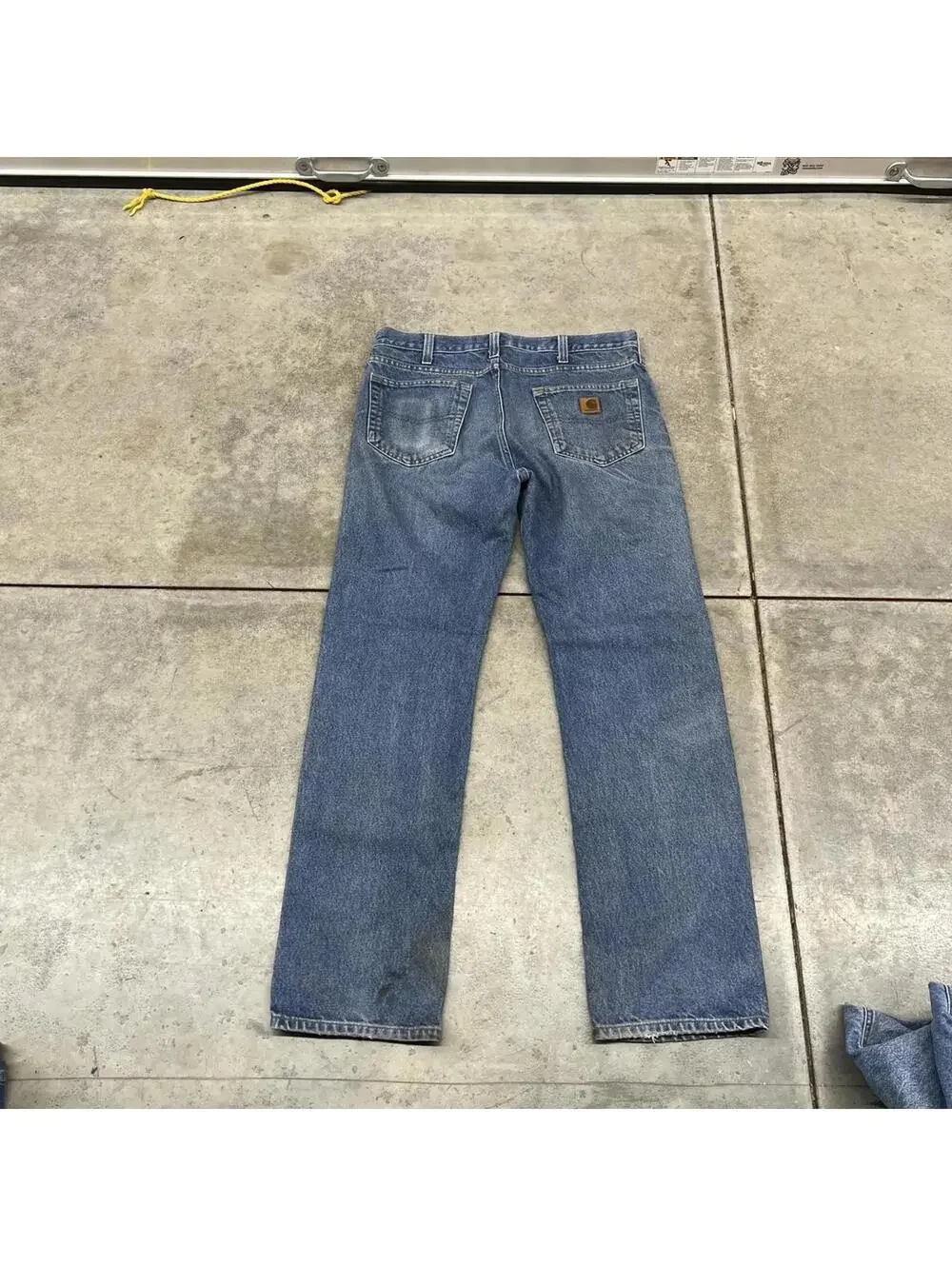vintage carhartt faded blue straight leg jeans size 34 x 34